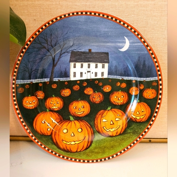 Sakura Pumpkin Hollow Salad Plate - Picture 1 of 3